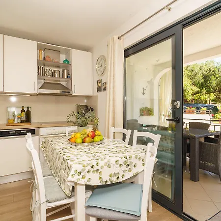 Grosses Nur 500 Meter Zum Mit Meerblick, Parkplatz, Waschmaschine Appartement