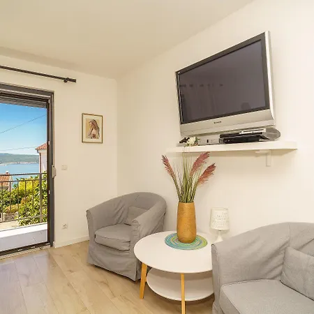 Grosses Nur 500 Meter Zum Mit Meerblick, Parkplatz, Waschmaschine Apartmán
