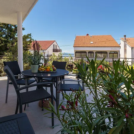 Grosses Nur 500 Meter Zum Mit Meerblick, Parkplatz, Waschmaschine Apartmán Crikvenica