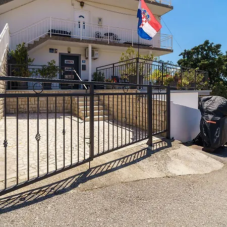 Grosses Nur 500 Meter Zum Mit Meerblick, Parkplatz, Waschmaschine Apartmán